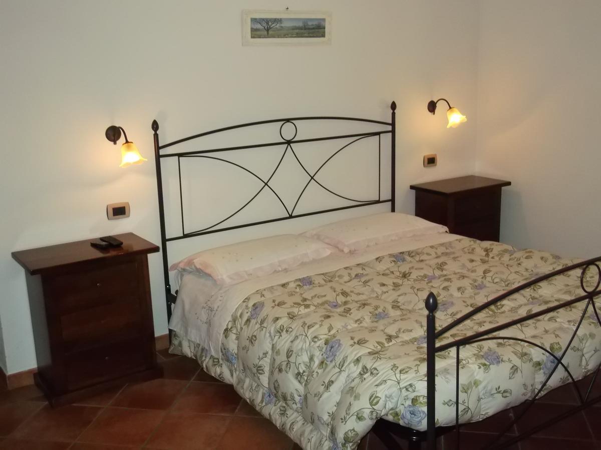 B&B Il Girasole - Rooms & House In Country - 1500 Meters From The City Монтепульчано Екстер'єр фото